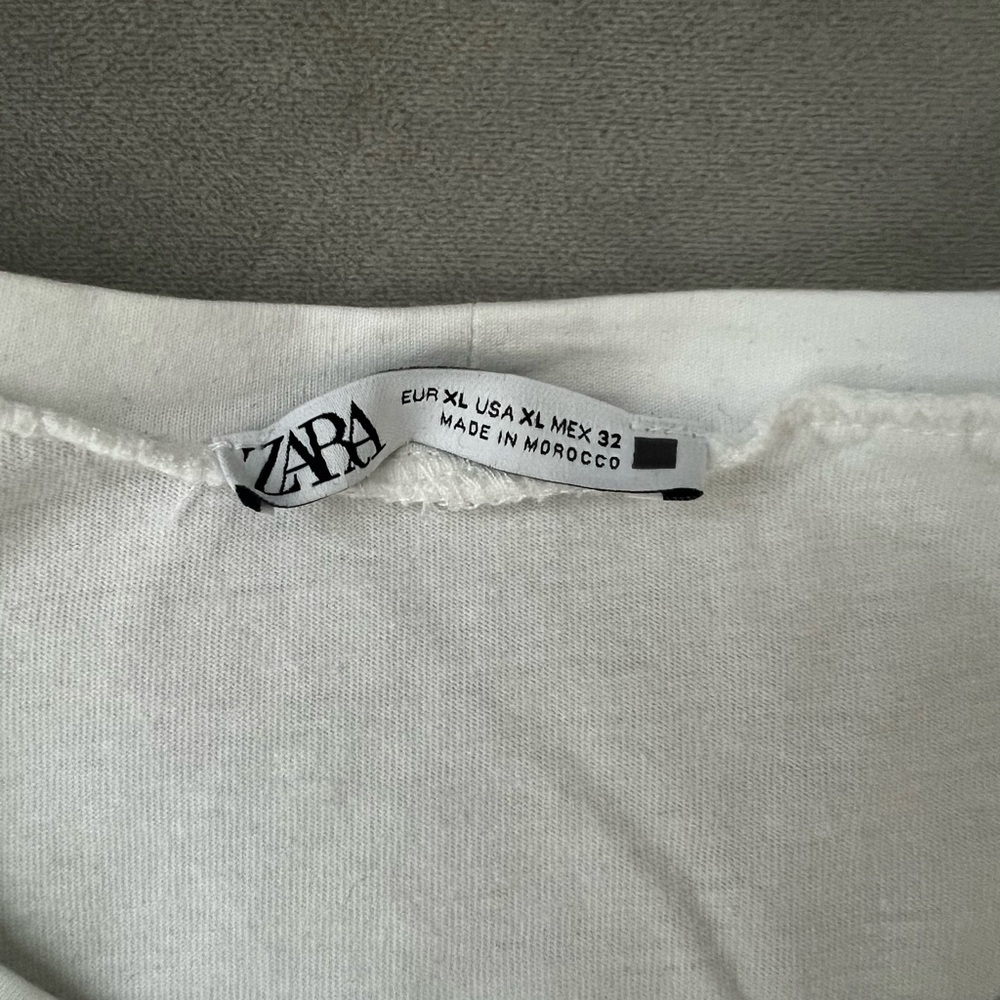 Zara women’s White Puff Sleeve Top size XL - Picture 2 of 4